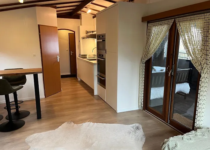 Privé villa: Chalet aan de Rotte